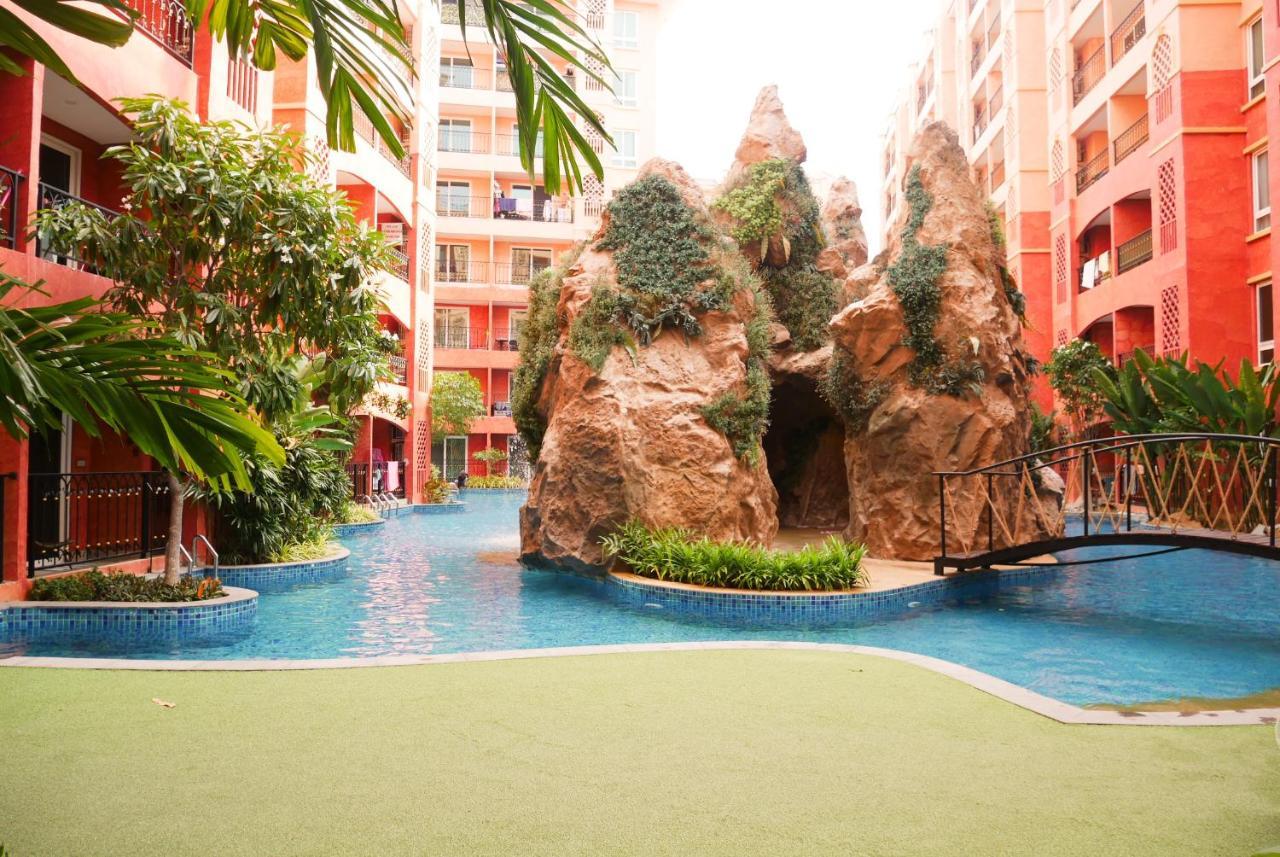 Seven Seas Pattaya Poolside Room ห้องติดสระ Джомтьен Экстерьер фото