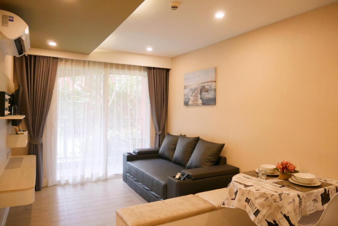 Seven Seas Pattaya Poolside Room ห้องติดสระ Джомтьен Экстерьер фото
