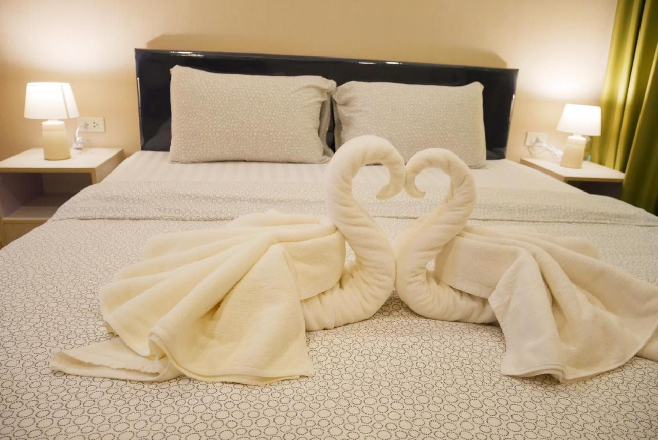 Seven Seas Pattaya Poolside Room ห้องติดสระ Джомтьен Экстерьер фото