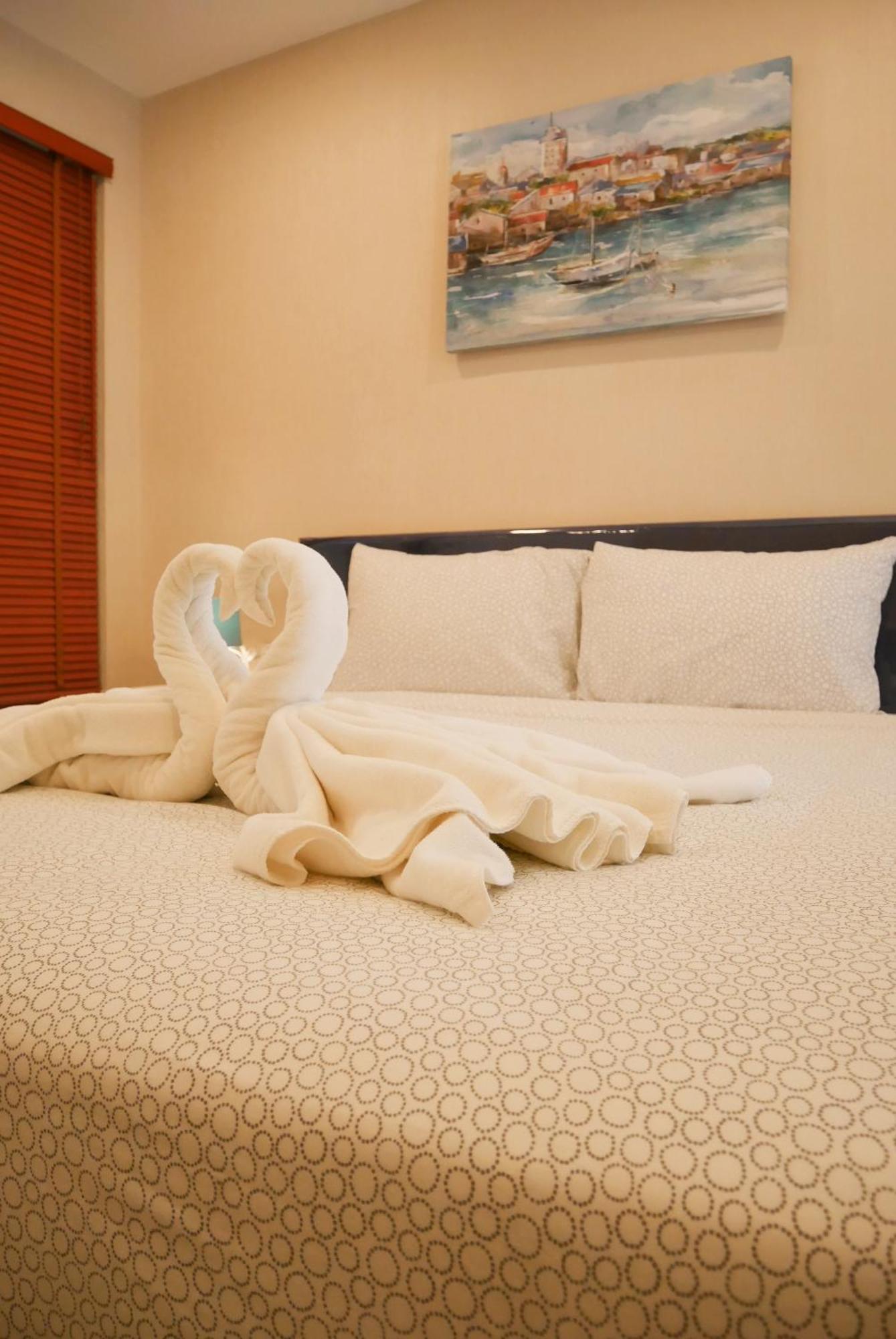 Seven Seas Pattaya Poolside Room ห้องติดสระ Джомтьен Экстерьер фото
